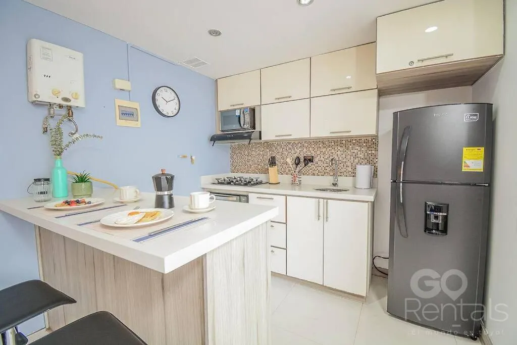 Charming Decor & Stunning Views Green Poblado Medellín Apartamento