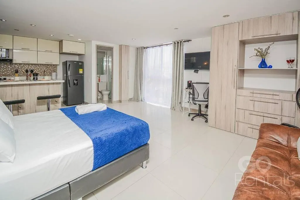Charming Decor & Stunning Views Green Poblado Medellín Apartamento