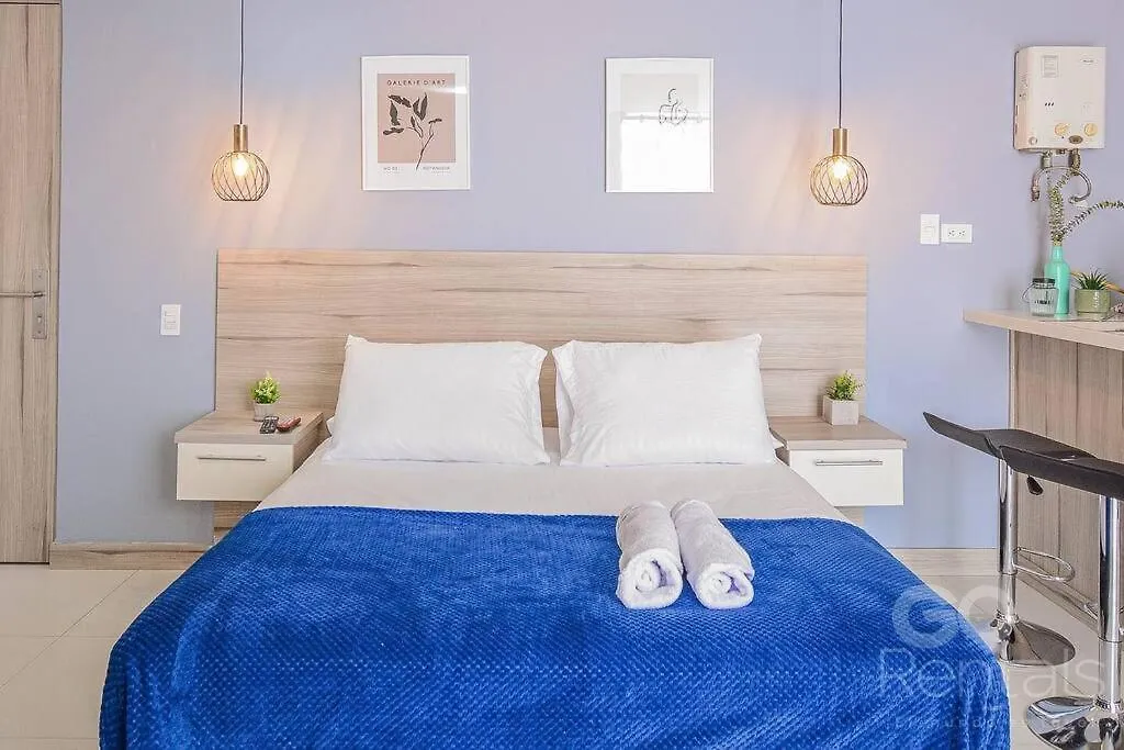 Charming Decor & Stunning Views Green Poblado Medellín